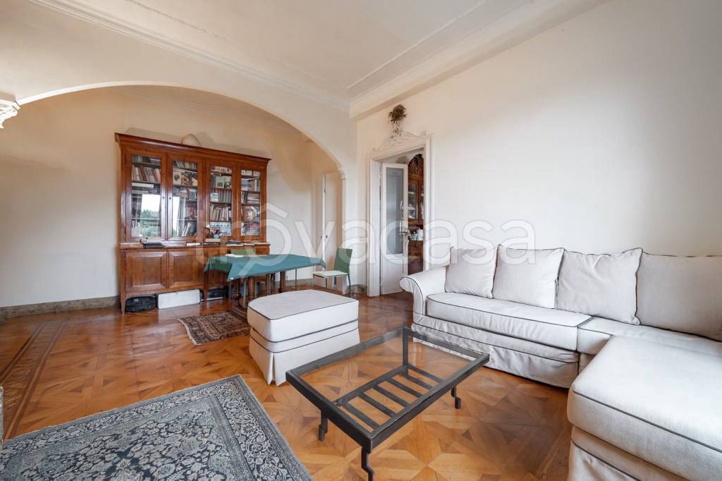 appartamento in vendita a Milano in zona Sempione