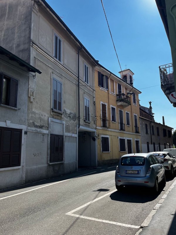 appartamento in vendita a Milano in zona Quarto Oggiaro