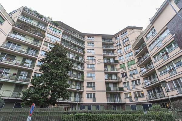 appartamento in vendita a Milano in zona Porta Venezia