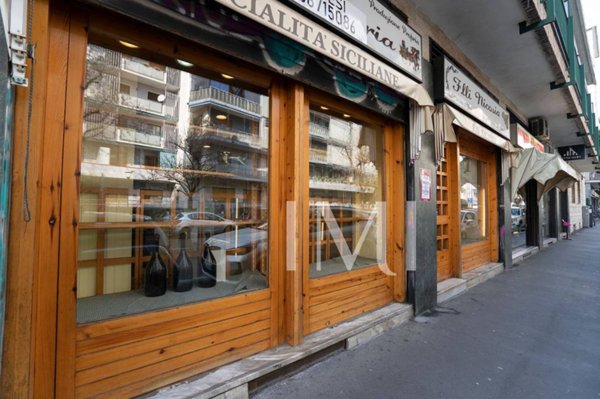negozio in vendita a Milano in zona Maggiolina