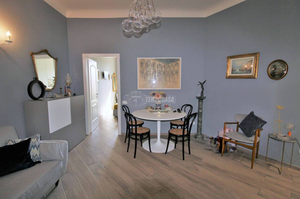 appartamento in vendita a Milano in zona Piazzale Lodi