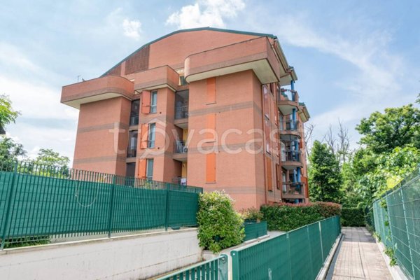 appartamento in vendita a Milano in zona Muggiano