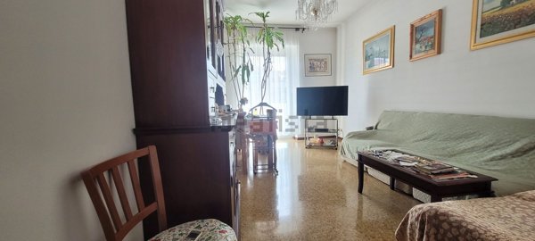 appartamento in vendita a Milano in zona Lorenteggio