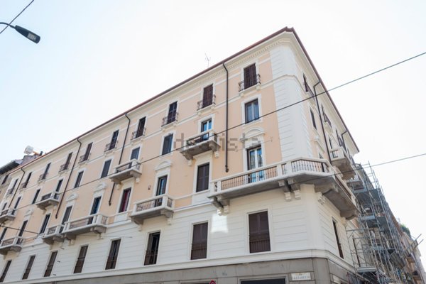 appartamento in vendita a Milano in zona Centro Direzionale