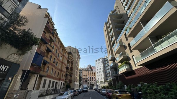 appartamento in vendita a Milano in zona Piazzale Lodi