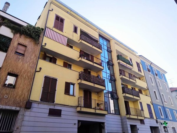 appartamento in vendita a Milano in zona Adriano