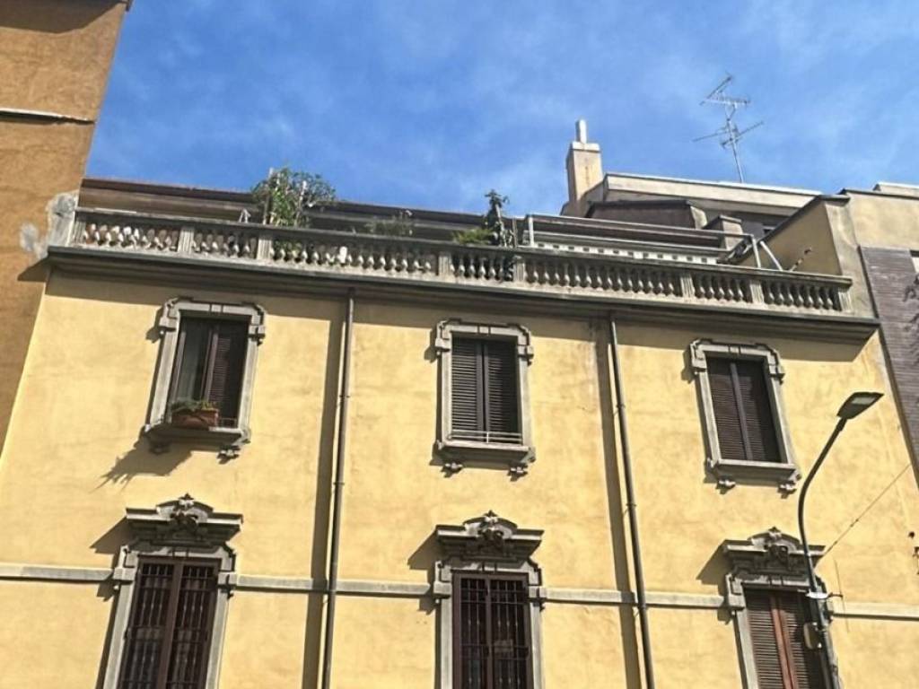 appartamento in vendita a Milano in zona Piazzale Lodi