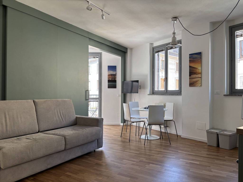 appartamento in vendita a Milano in zona Isola