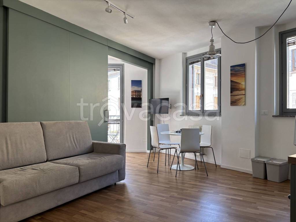 appartamento in vendita a Milano in zona Isola