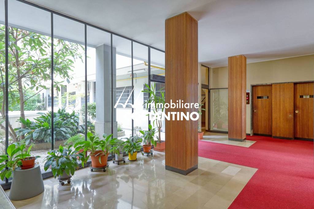 appartamento in vendita a Milano in zona Isola