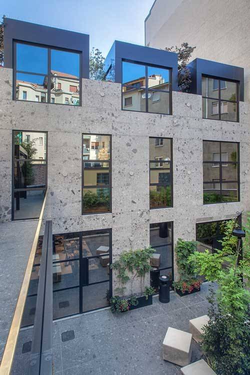 intera palazzina in vendita a Milano in zona Affori