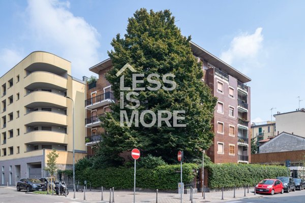 appartamento in vendita a Milano in zona Loreto