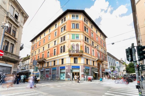 appartamento in vendita a Milano in zona Sempione