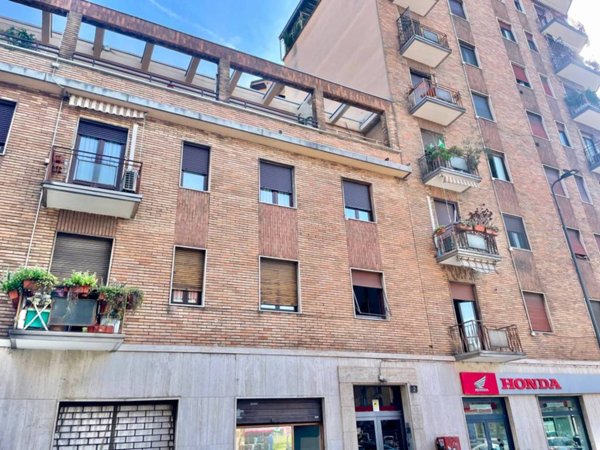 appartamento in vendita a Milano in zona Loreto