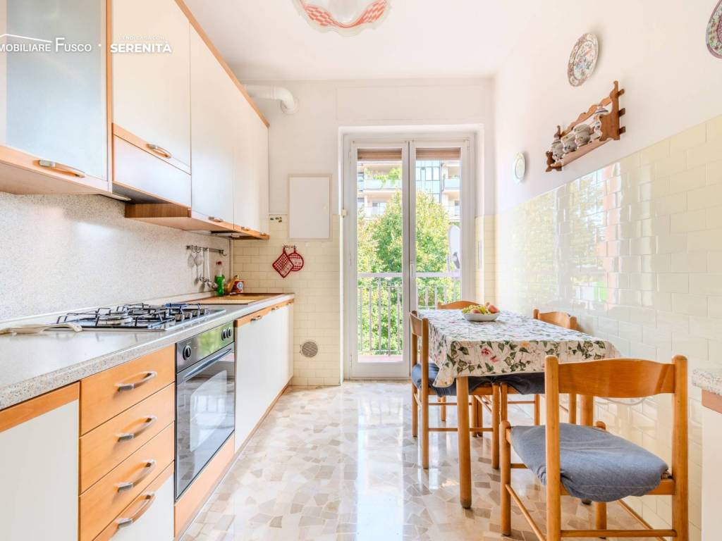 appartamento in vendita a Milano in zona Città Studi