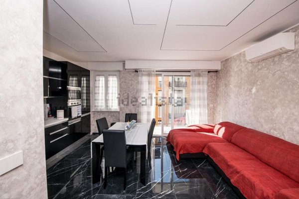 appartamento in vendita a Milano in zona Città Studi