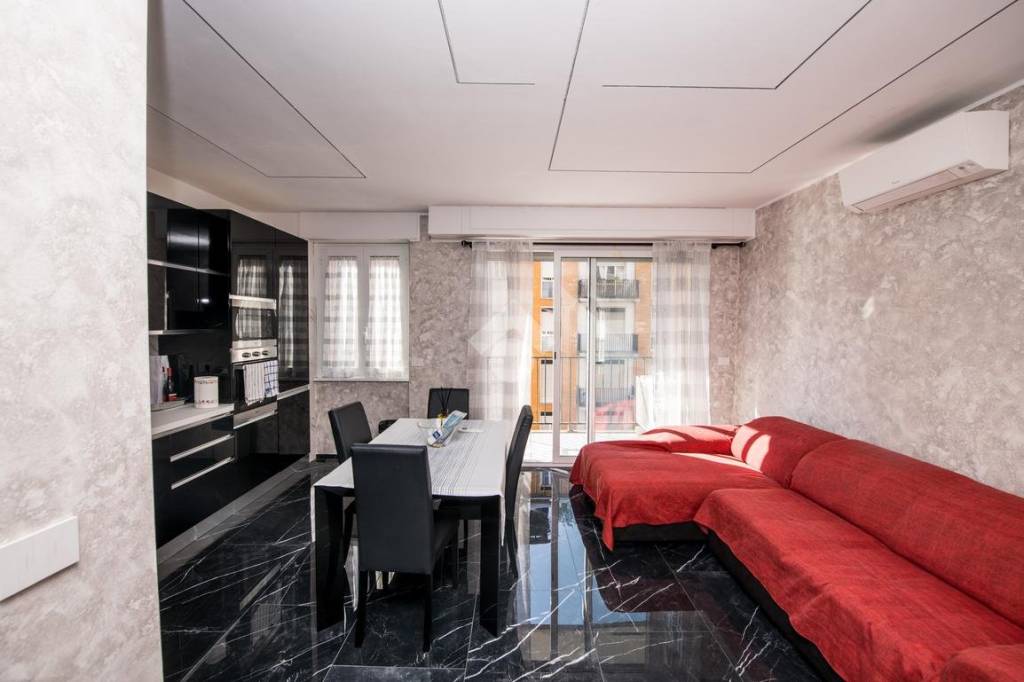 appartamento in vendita a Milano in zona Città Studi