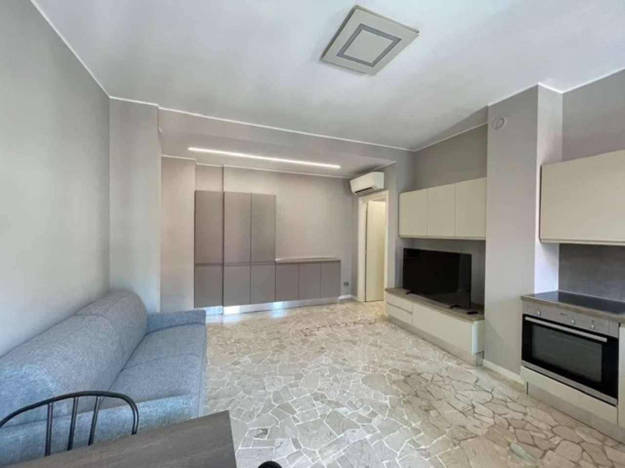 appartamento in vendita a Milano in zona Calvairate