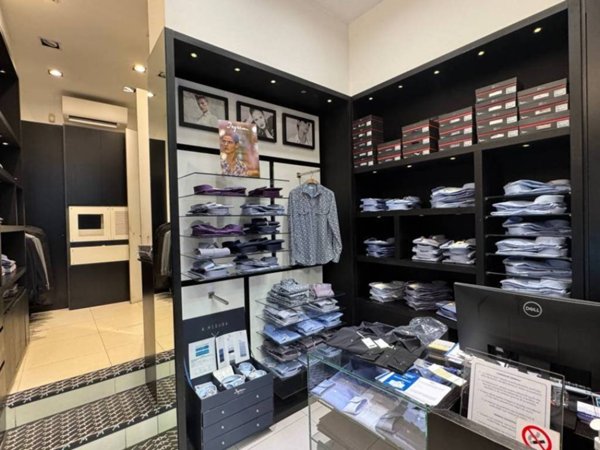 negozio in vendita a Milano