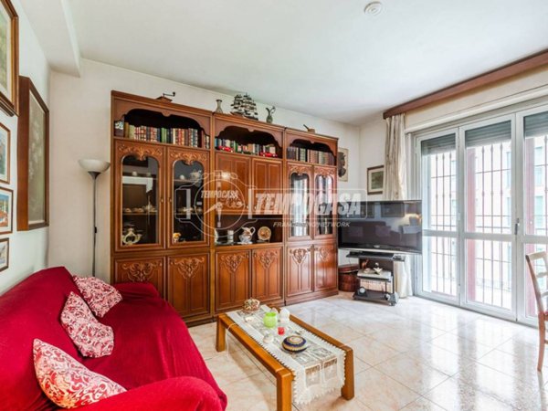 appartamento in vendita a Milano in zona Adriano