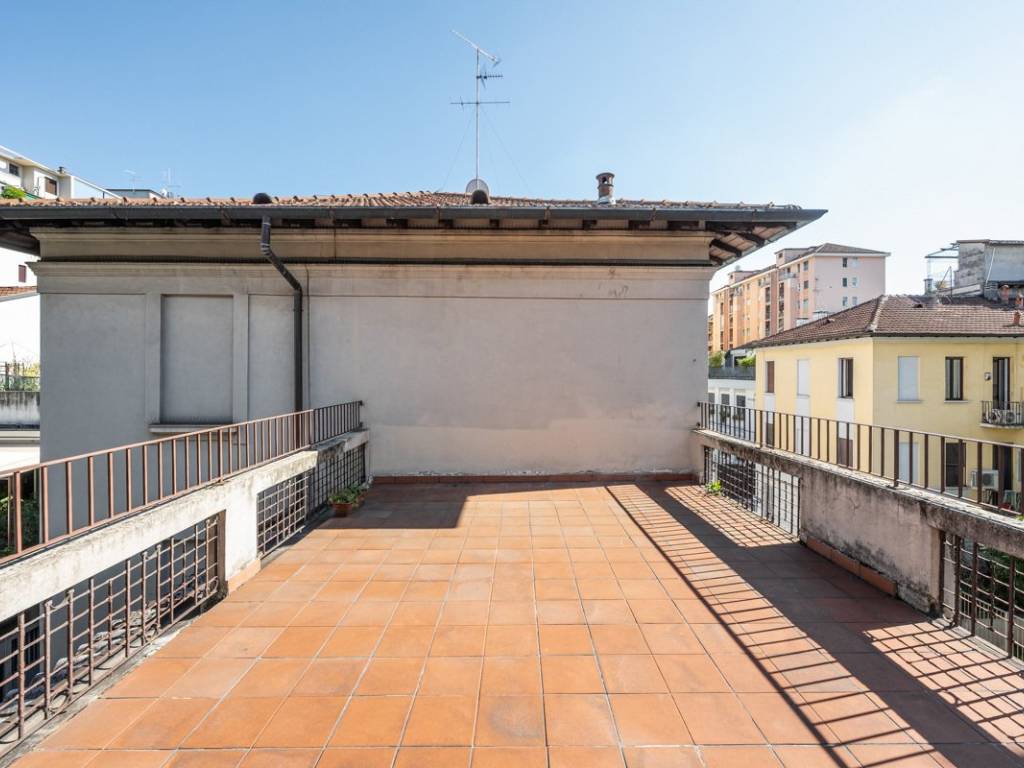 appartamento in vendita a Milano in zona Città Studi