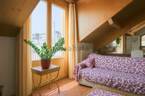 appartamento in vendita a Milano in zona Porta Genova