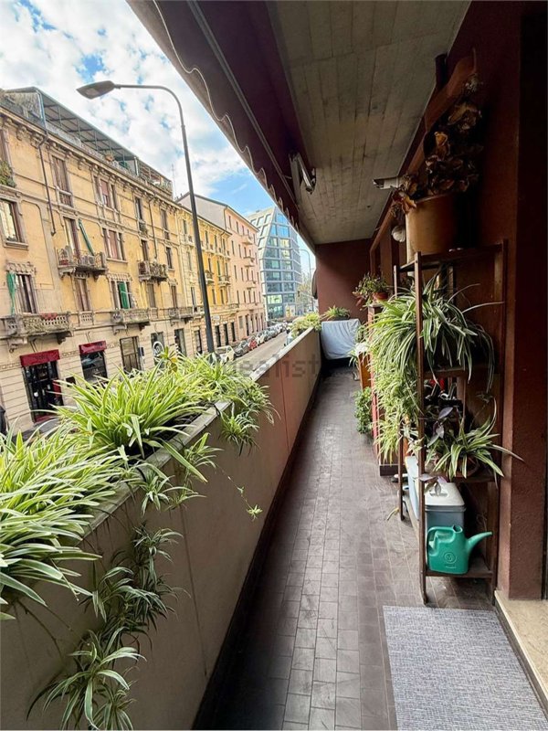 appartamento in vendita a Milano in zona Isola