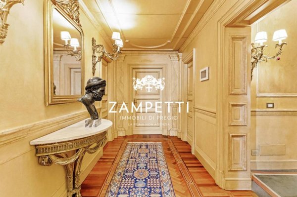 casa indipendente in vendita a Milano