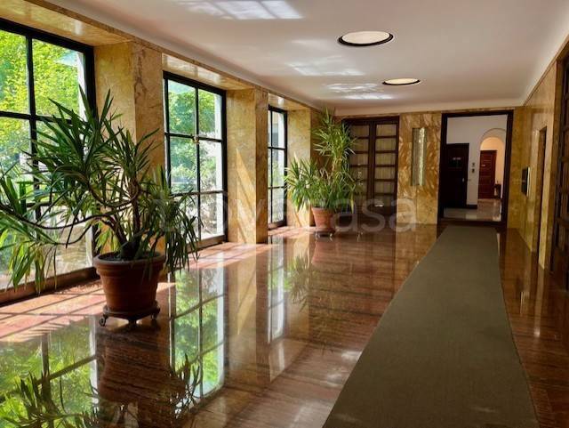 ufficio in vendita a Milano