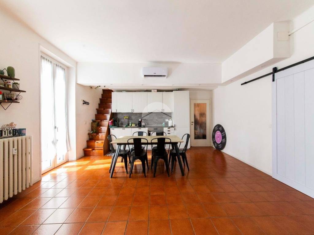 appartamento in vendita a Milano in zona Villapizzone