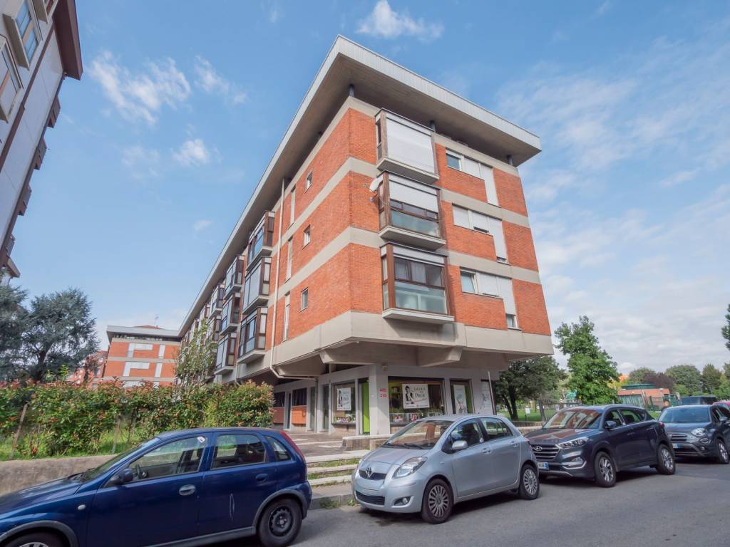 appartamento in vendita a Milano in zona Bovisa