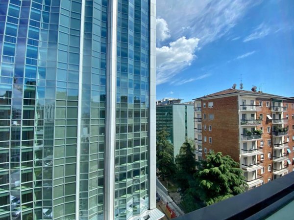 appartamento in vendita a Milano in zona Porta Garibaldi