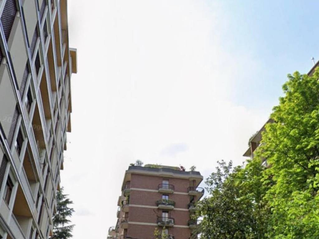 appartamento in vendita a Milano in zona Solari