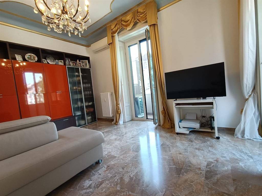 appartamento in vendita a Milano in zona Porta Vittoria