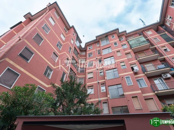 appartamento in vendita a Milano in zona Niguarda