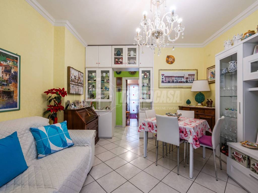 appartamento in vendita a Milano in zona Vigentino