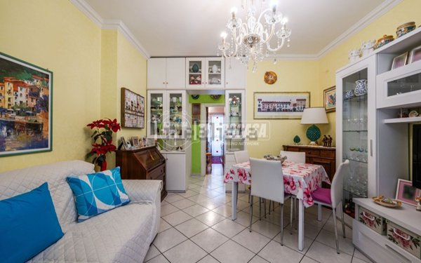 appartamento in vendita a Milano in zona Vigentino