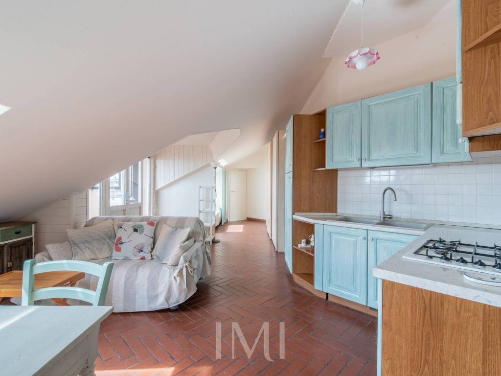 appartamento in vendita a Milano in zona Morivione