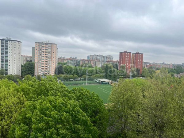 appartamento in vendita a Milano in zona Gallaratese