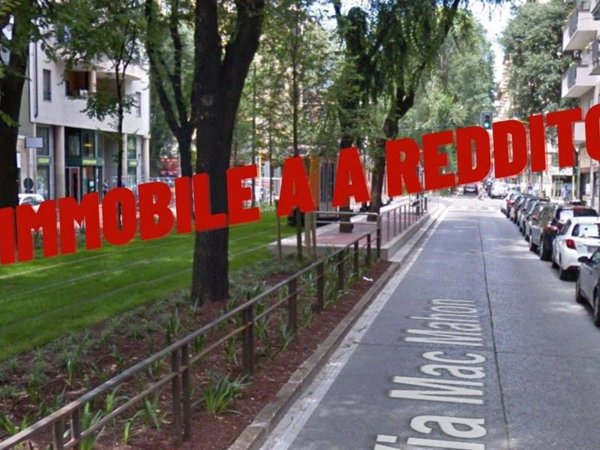 locale commerciale in vendita a Milano in zona Isola