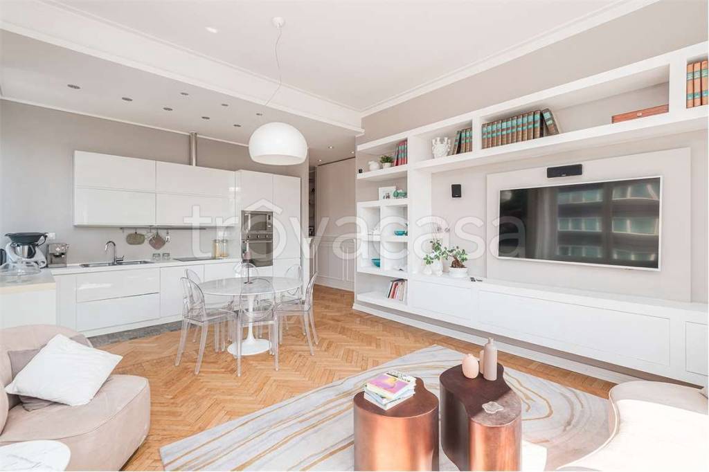 appartamento in vendita a Milano in zona Maggiolina