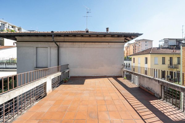 appartamento in vendita a Milano in zona Casoretto