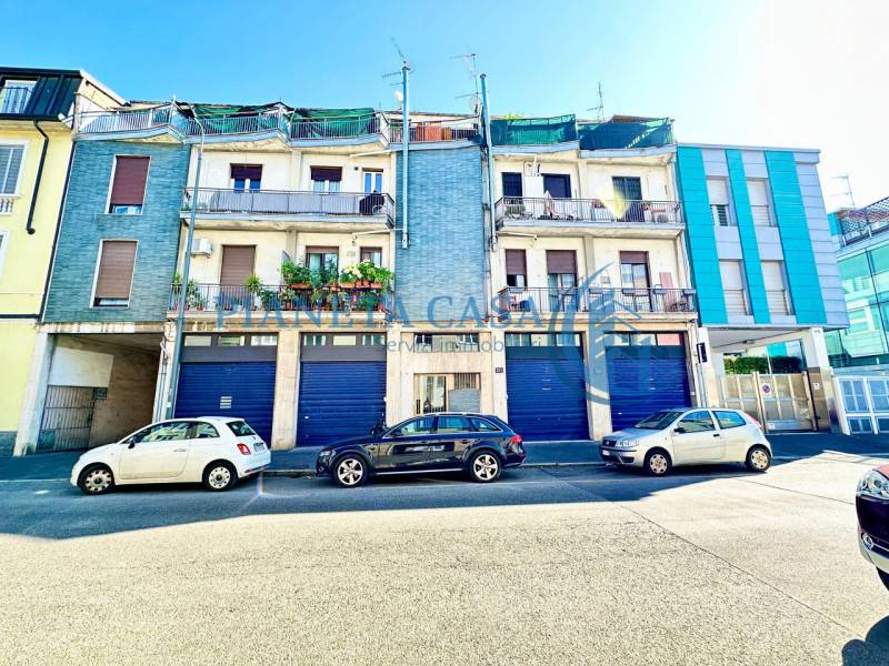 appartamento in vendita a Milano in zona Il Portello