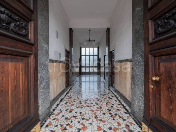 appartamento in vendita a Milano in zona Corvetto