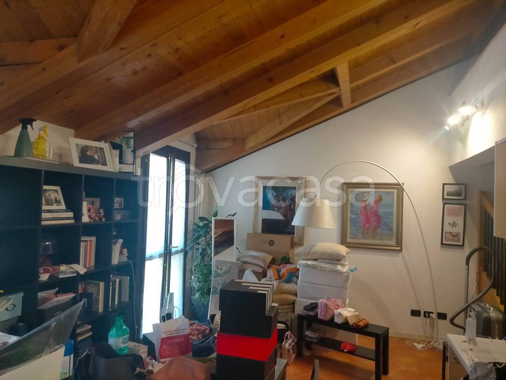 appartamento in vendita a Milano in zona Niguarda