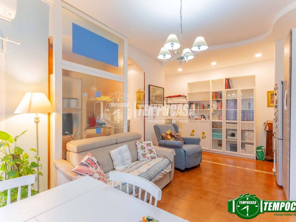 appartamento in vendita a Milano in zona Forze Armate