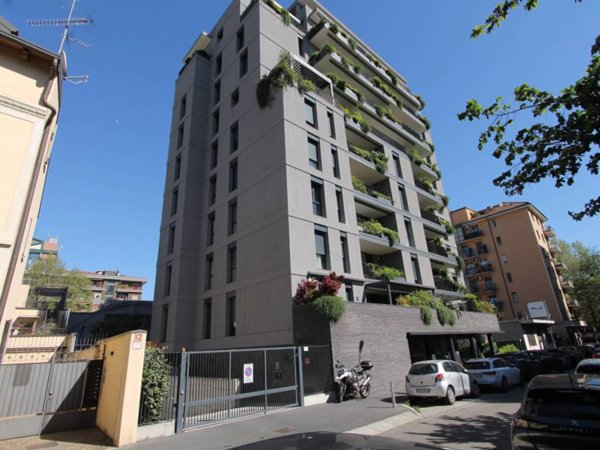 appartamento in vendita a Milano in zona Dergano