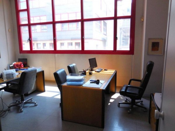 ufficio in vendita a Milano in zona Chiesa Rossa