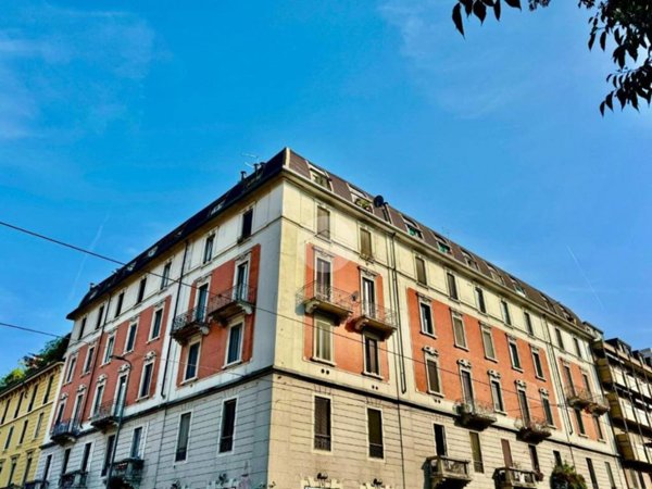 appartamento in vendita a Milano in zona Morivione
