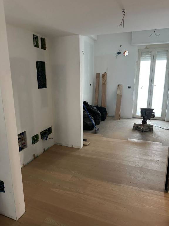 appartamento in vendita a Milano in zona Ghisolfa